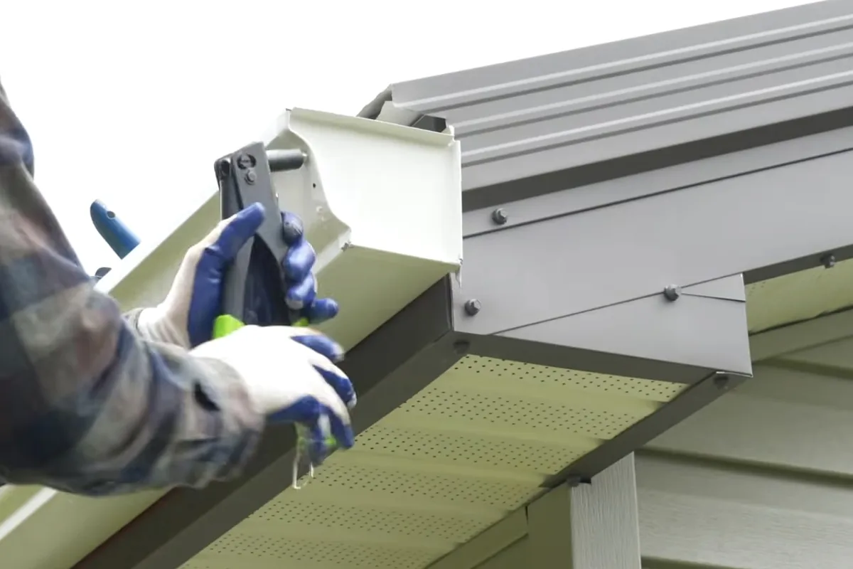 Installation de gouttières